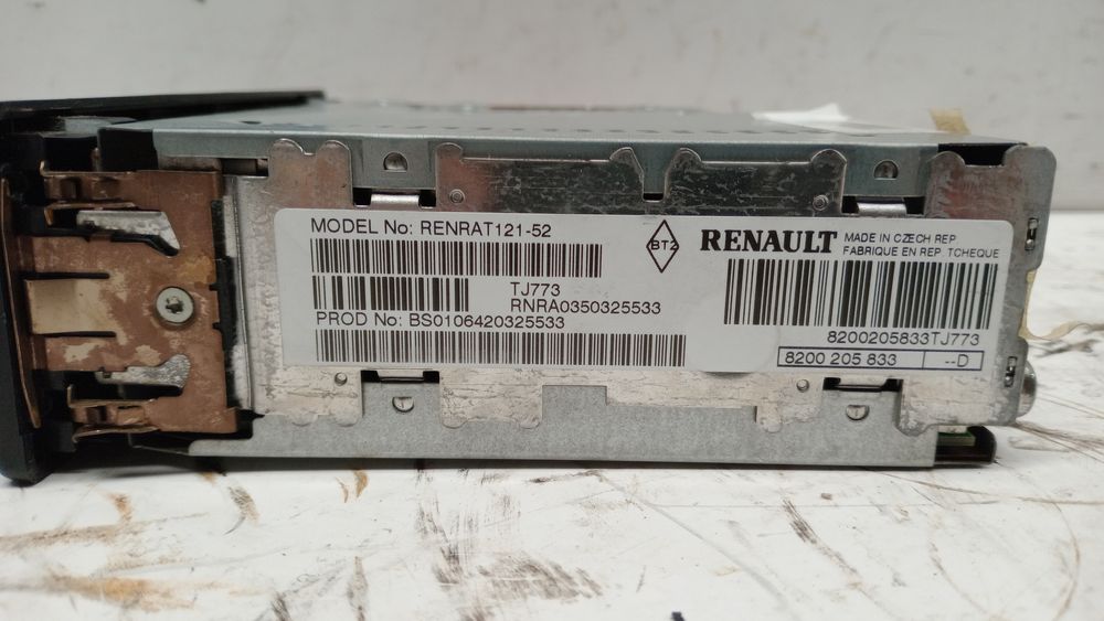 Rádio / auto-rádio RENAULT Megane II CC (EM0/1_)