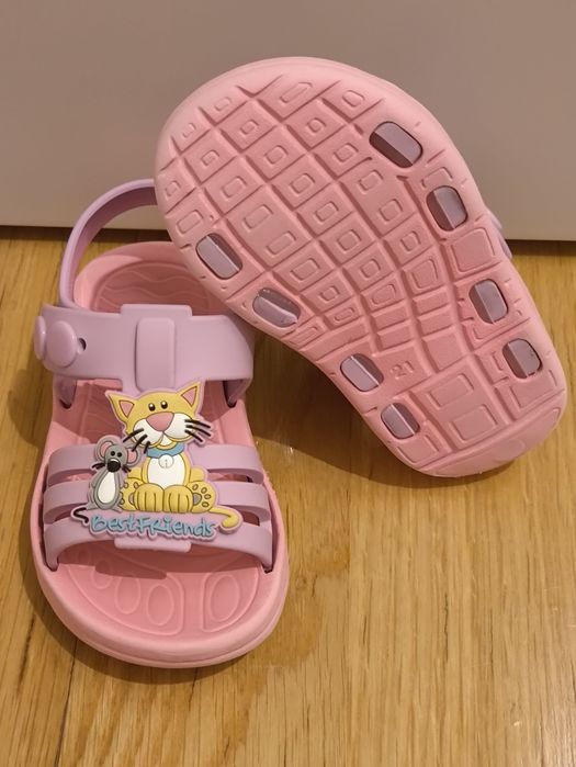 Sandálias BestFriends (Tamanho 21)