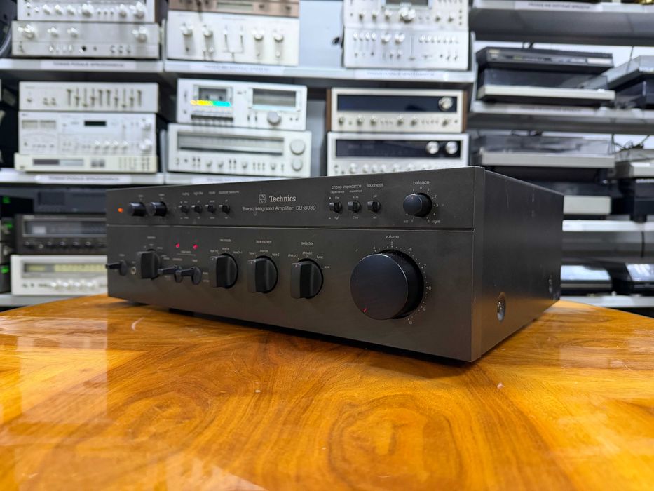 Wzmacniacz Technics SU-8080 Audio Room