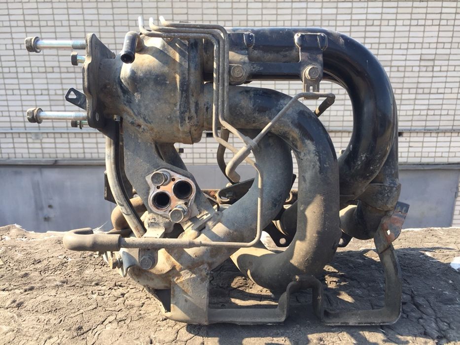 Впускной коллектор Lancer 9