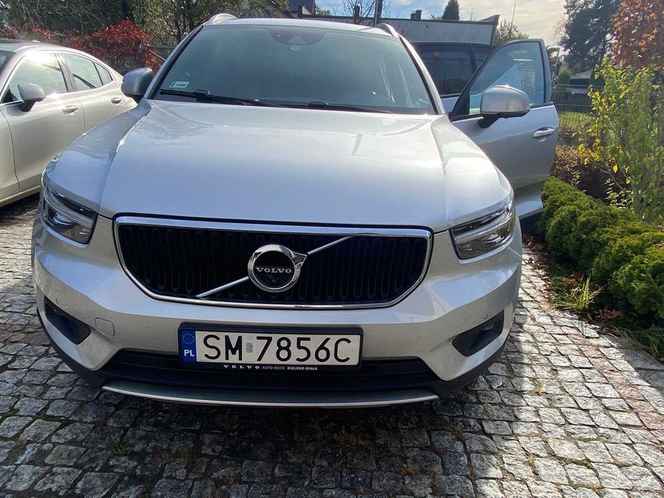 Samochód osobowy Volvo XC40 T4 AWD Momentum 190 KM