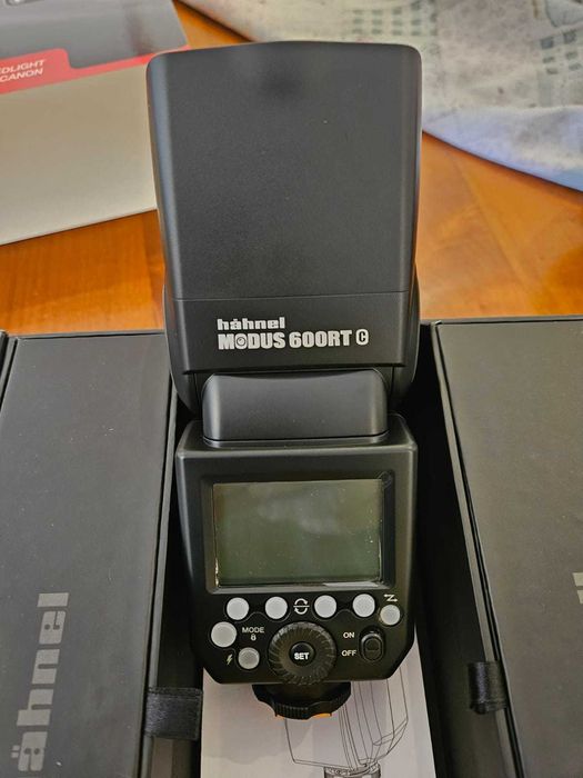 Flash Hahnel Modus 600RT com Bateria para Canon