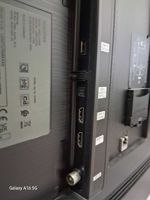 Tv Samsung Smart TV. com um painel LCD de resolução 4K, com 65''