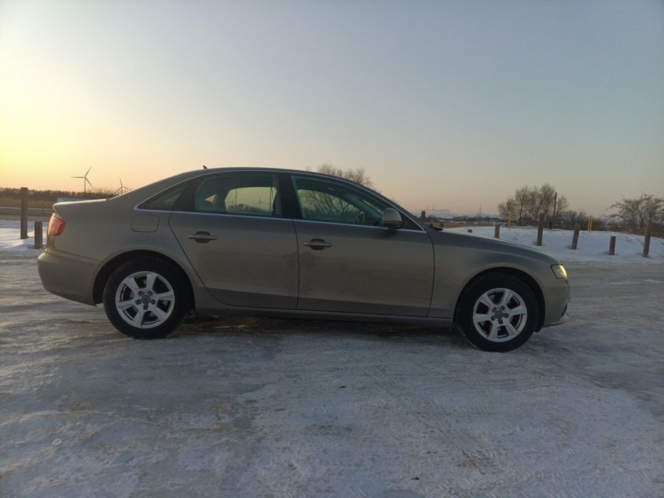 Audi A4 B8 Sedan 2.0Td   Led  Bi-xenon