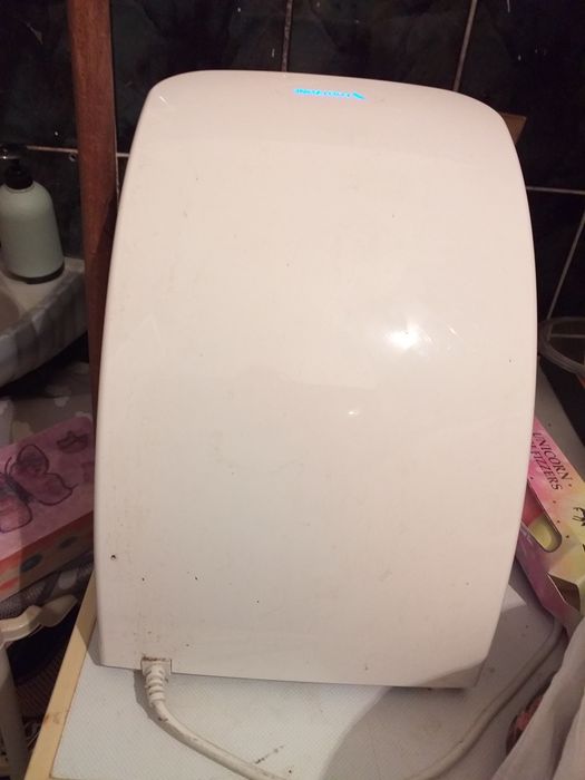 Suszarka do rąk osuszacz