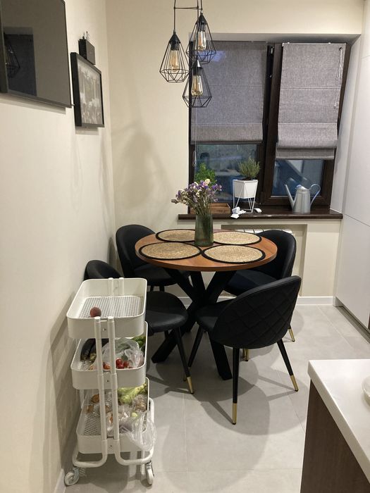 Стіл обідній круглий 90 см