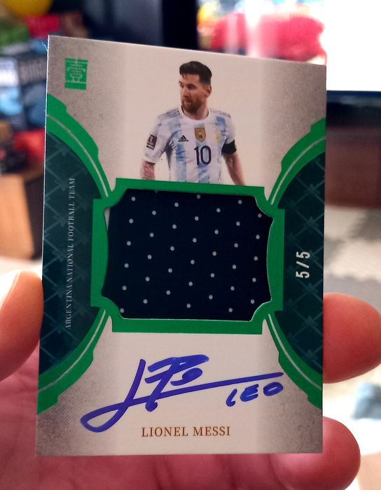 Lionel Messi Autógrafo com Equipamento usado em jogo.