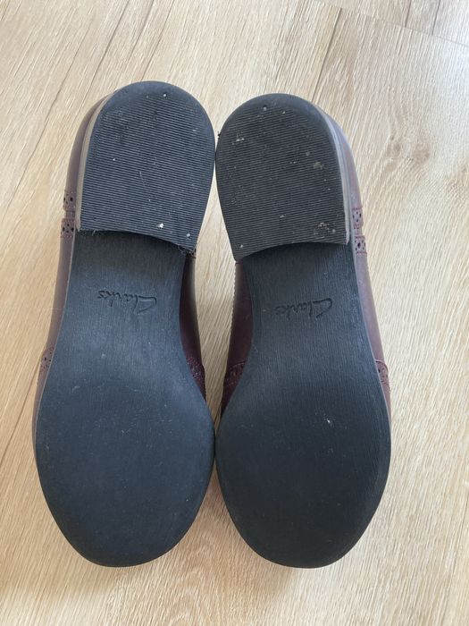 Półbuty Clarks roz. 39