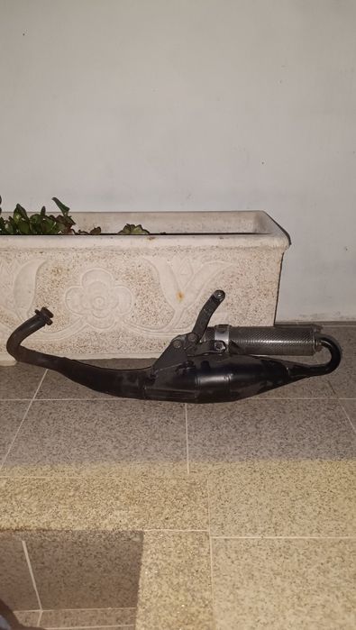 Escape scooter Hand Leovince Made