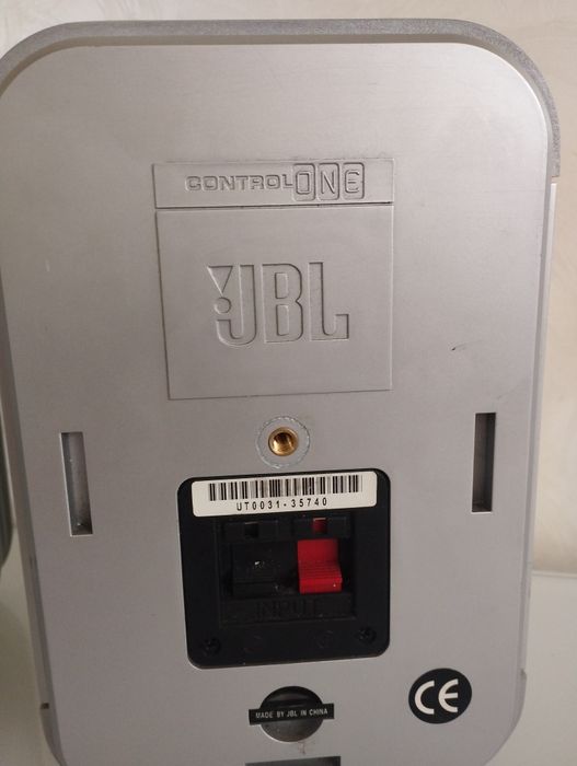 Колонки JBL control ONE