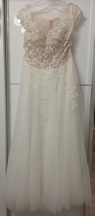 Suknia ślubna ivory