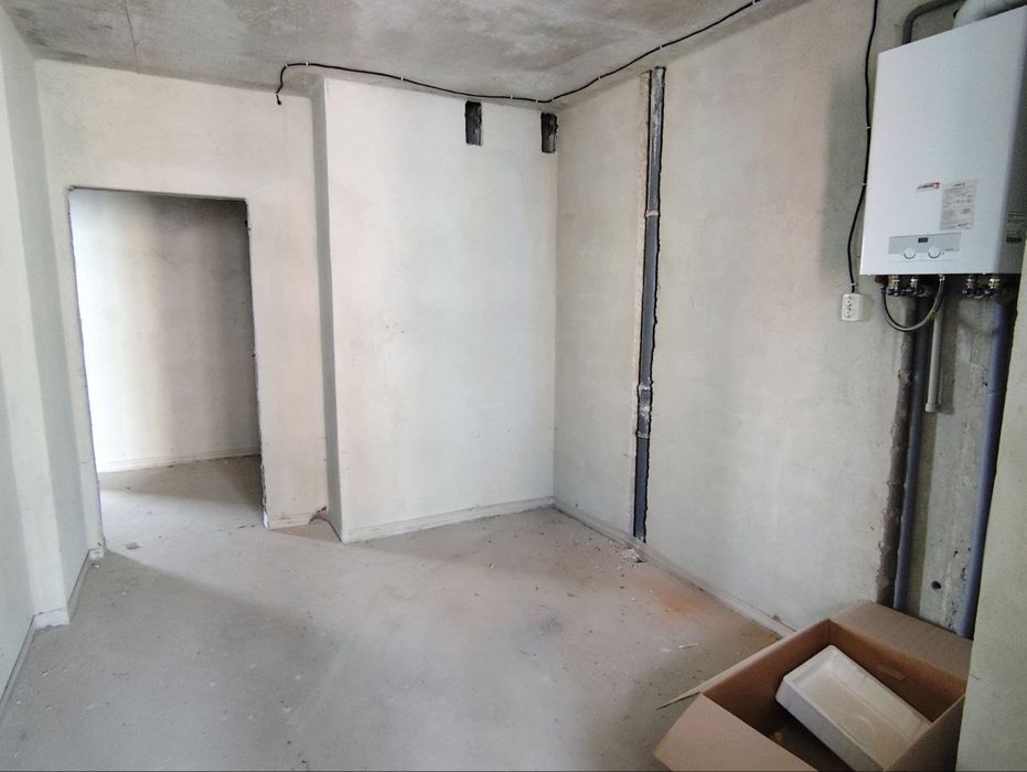 Продаж 2 кім квартири в заселеній новобудові вул. Мікльоша / Стрийська