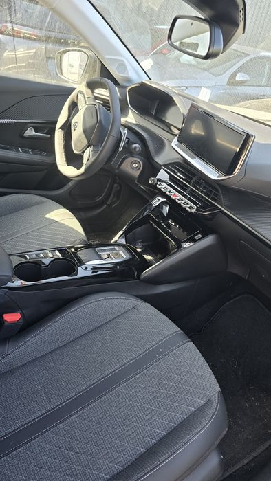 Peugeot 208 2025