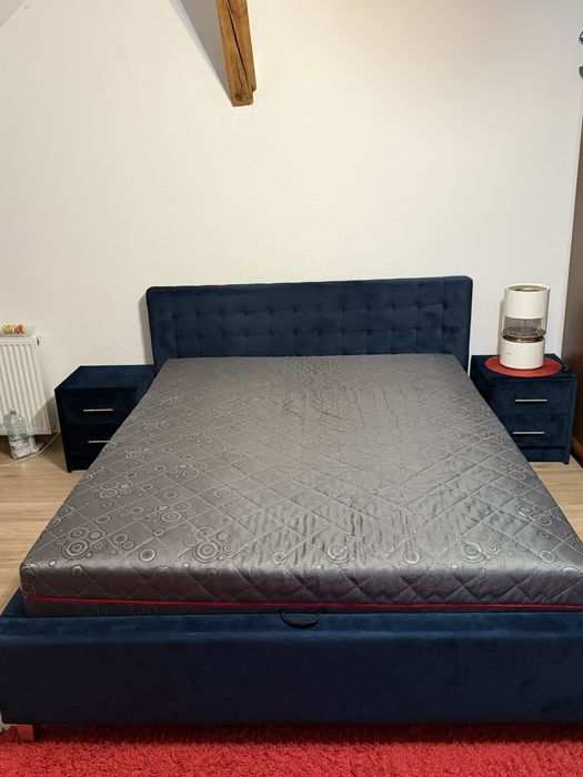 Łóżko 160x200   2 szafki nocne