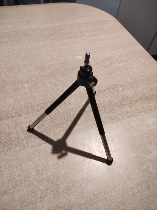 Подставка штатив тренога для фотоаппарата, видеокамеры