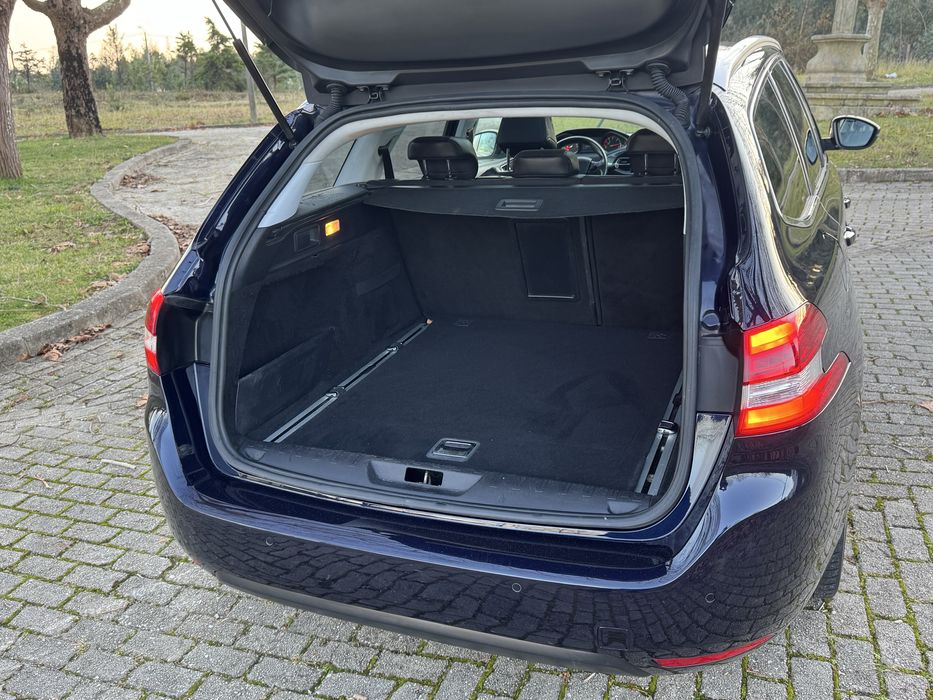 Peugeot 308 SW 1.6 HDi 115cv ALLURE J17