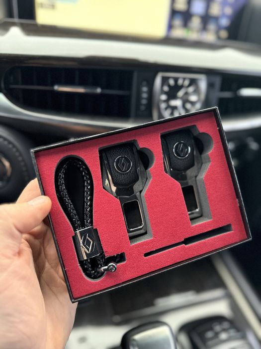 Заглушки в автомобіль audi заглушки в ремені безпеки подарунок