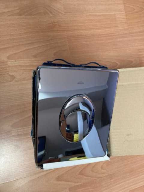 Przycisk do WC Grohe powystawowy srebrny