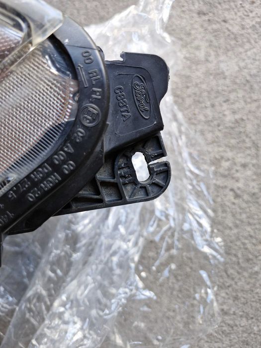 Lampa przednia prawa ford kuga ll