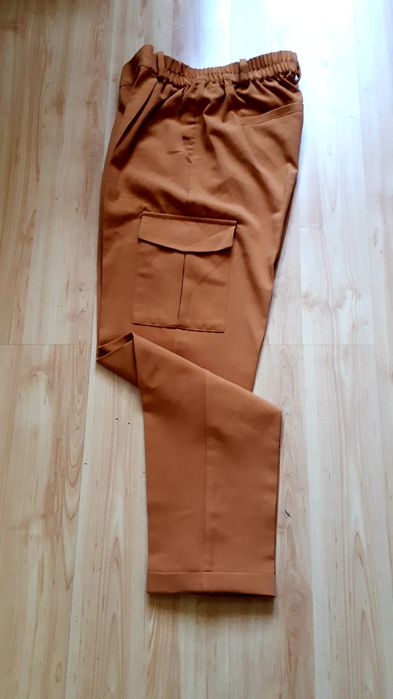 Spodnie typu Cargo - Sinsay XS/S