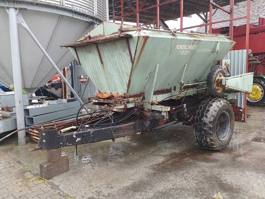 Rozsiewacz rcw 5 piaskarka solarka d032.1