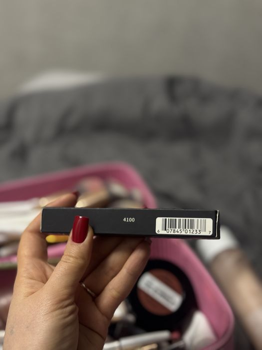 Продам консилер Nars