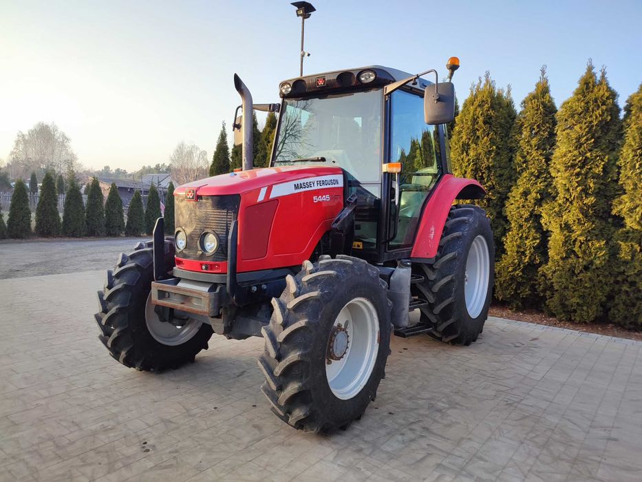 Massey Ferguson 5445