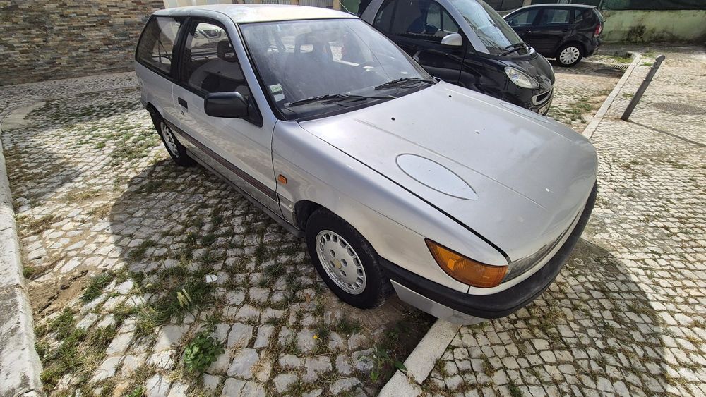Mitsubishi Colt 1.5 GLX Clássico