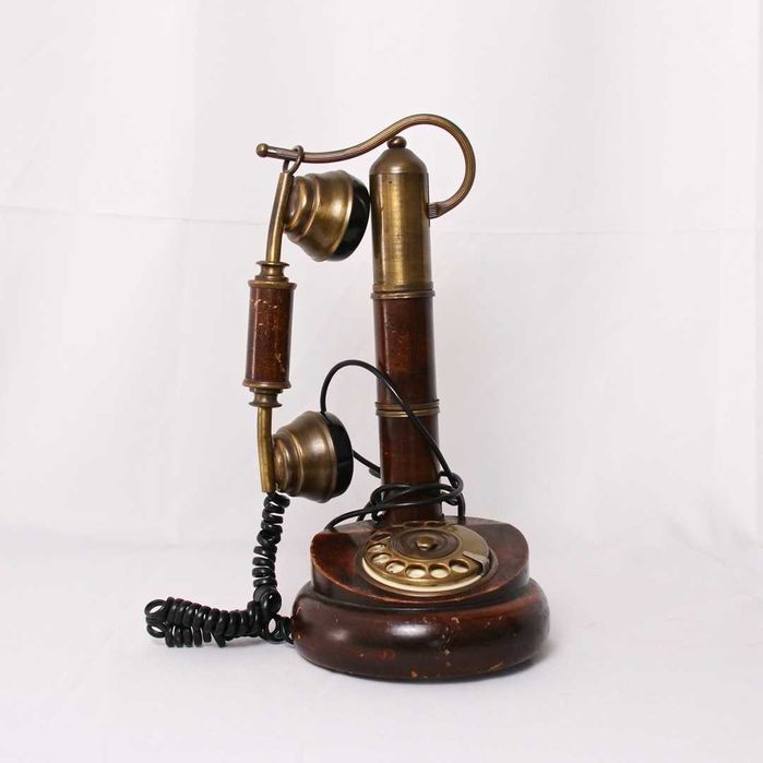 Telefone de castiçal em madeira e metal