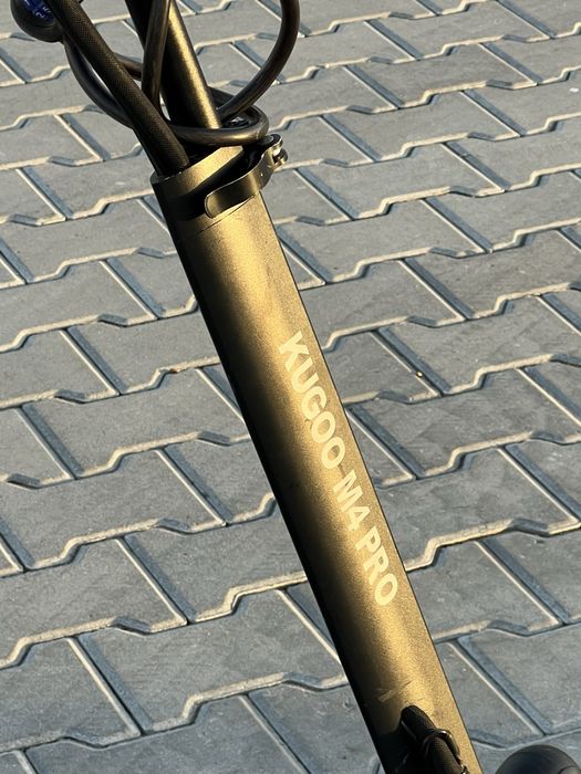 Продам kugo m4 pro в хорошем состоянии