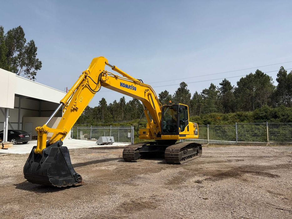 Giratória Komatsu PC210-8
