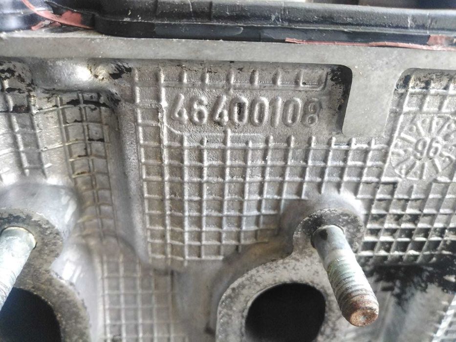 Cabeça do Motor Fiat Punto 1.2 a Gasolina de 8 Válvulas de 1998