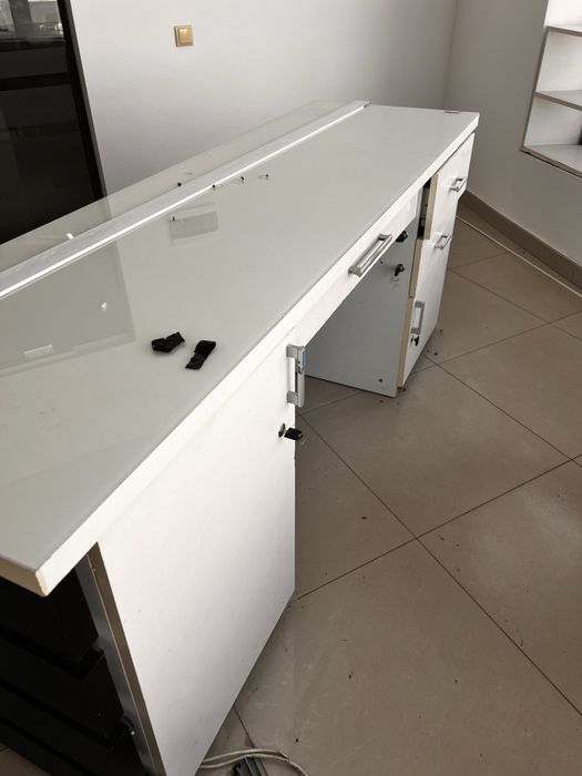 Продається офісний стіл ! Стан ідеальний