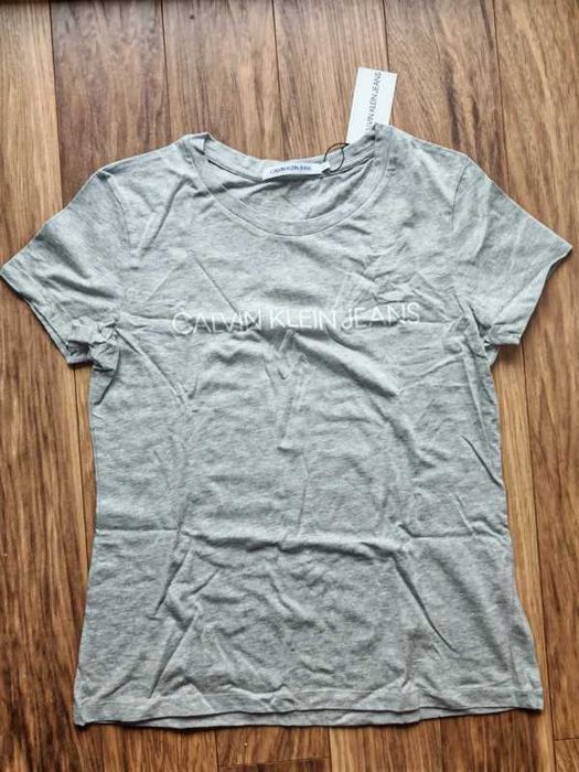 Sprzedam koszulkę CALVIN KLEIN, roz. L