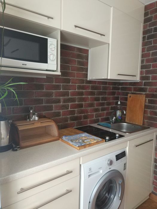 2 к квартира .  Дві окремі кімнати.Центр. Міська лікарня .ПогранАкадем