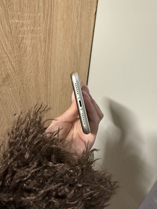 Used iPhone 11 128gb White