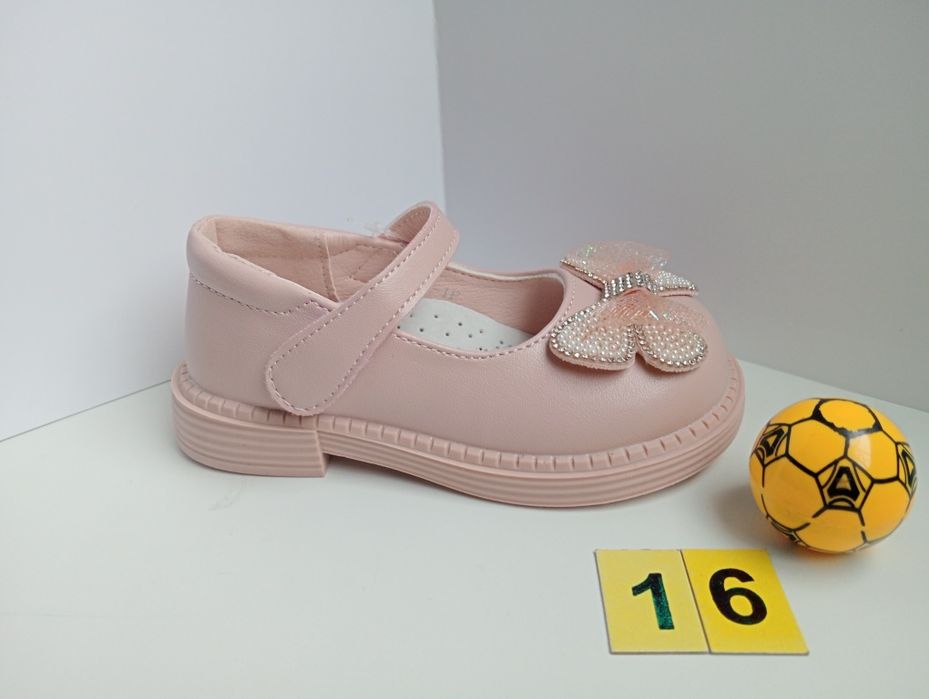 Туфлі для дівчинки рр. 21, 22, 24