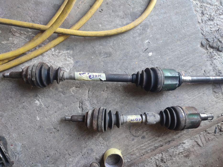 Полуосі Peugeot 4007 2.2 HDI