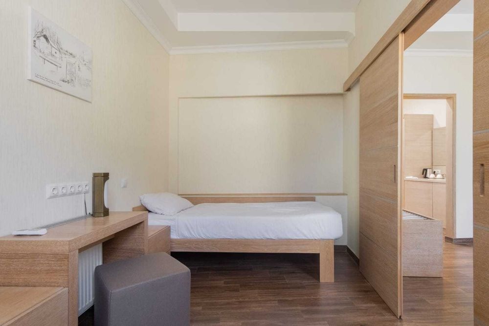 Здам квартиру (кімнату) подобово . НА НОВИЙ РІК НЕ ЗДАЄТЬСЯ.