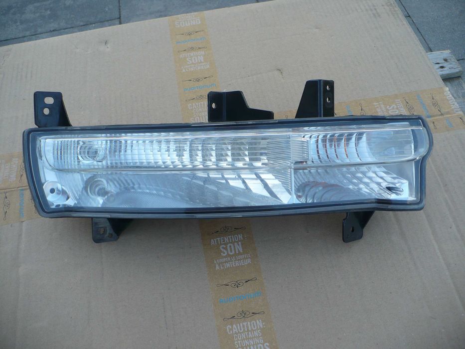 Jeep compass 2 kierunkowskaz lewy halogen lewy super stan