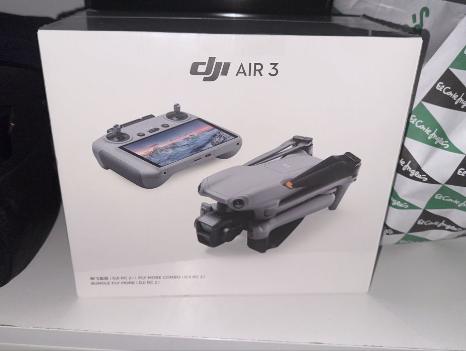 Dji Air 3 Fly More Combo | Duas Câmaras | 48MP | 4K | O4 | 46 Min
