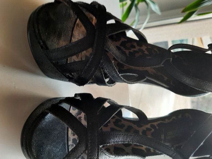Czarne buty na wysokim obcasie r. 37