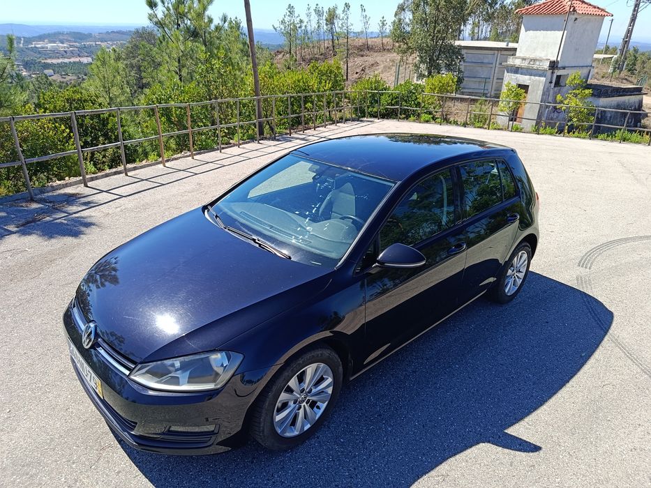 Volkswagen Golf VII