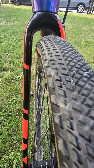 Gravel, CX Specialized Crux r56