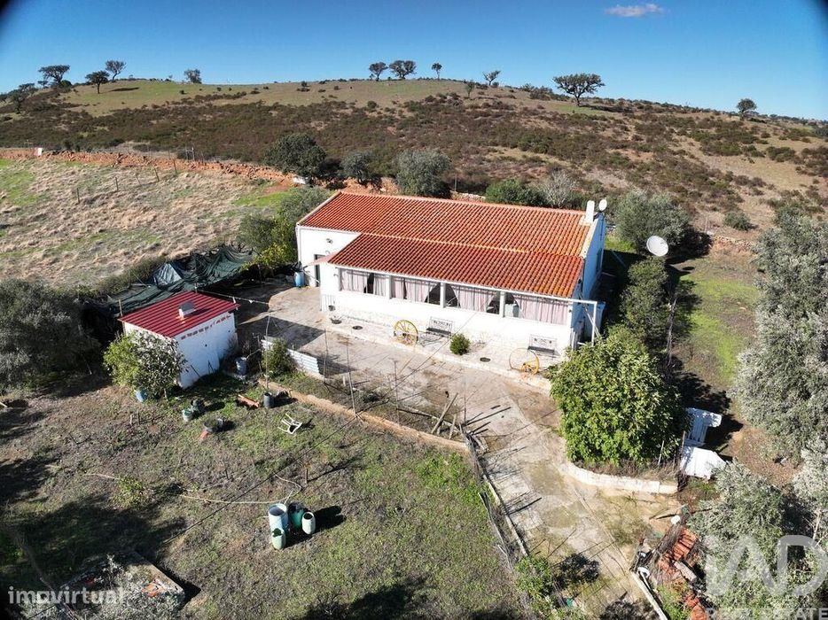 Casa / Villa T3 em Corte do Pinto de 151,00 m2