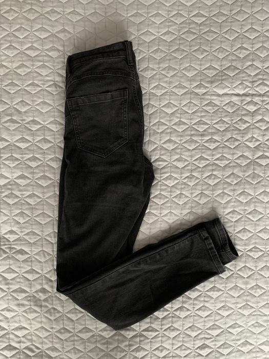 Jeansy reserved XS czarne spodnie Reserved 34 czarne rurki