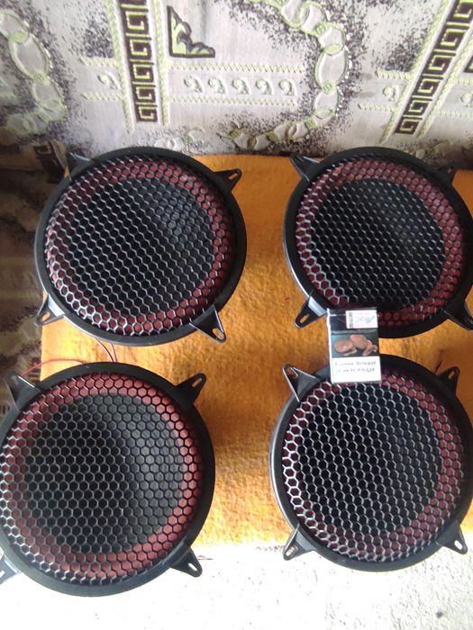 Динаміки Фентон 25 см в діаметрі