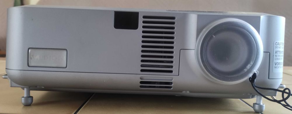 Projektor multimedialny MEDION  MD2950NA