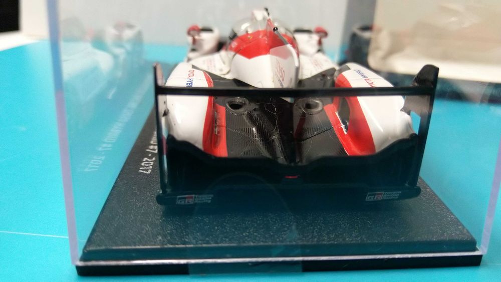 Toyota Gazoo Racing TS050 Hybrid #7: WEC 2017 - Miniatura à escala 1/38 da Spark/Toyota