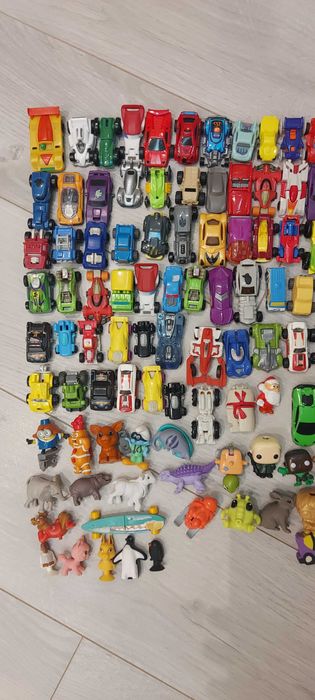 Машинки тачки киндер